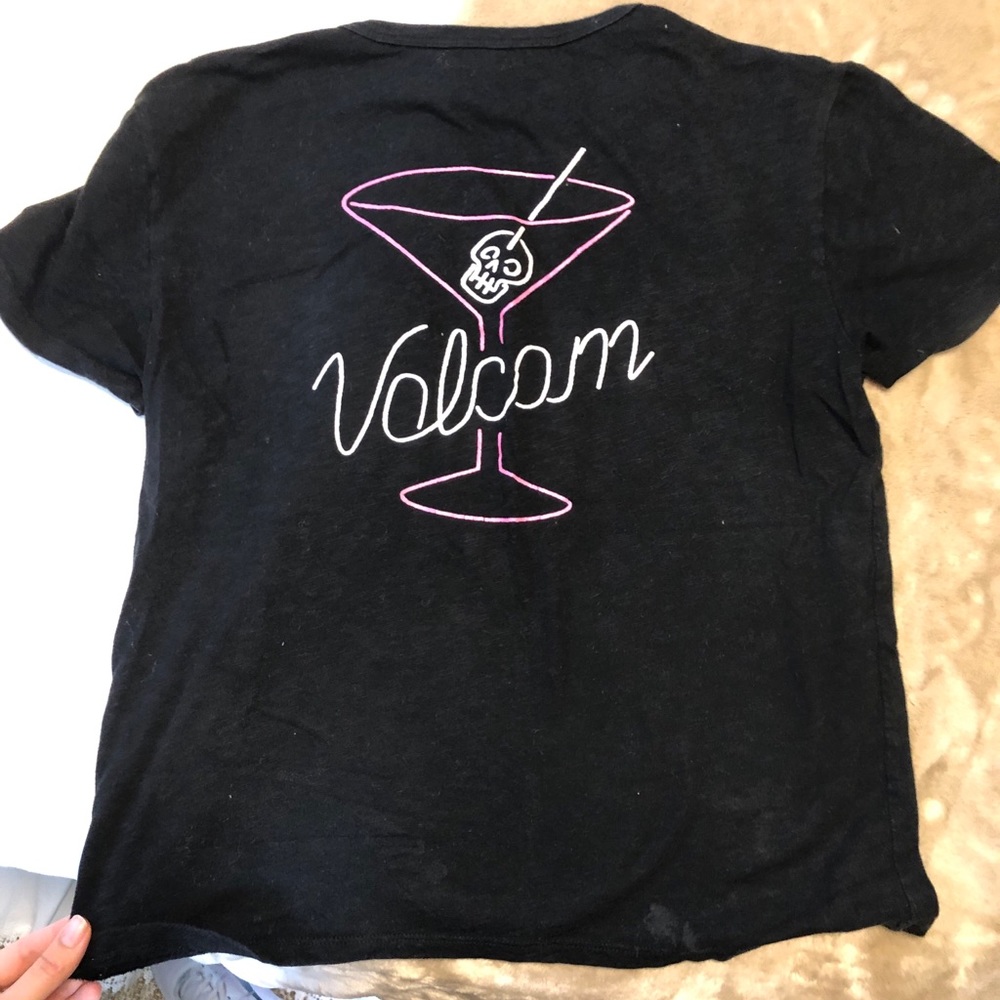 Volcom cropped tee
